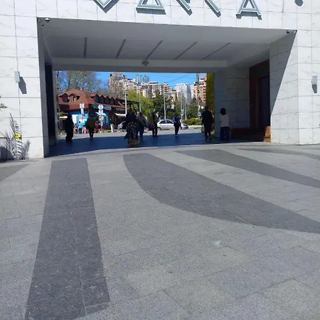 ваша квартира: у самого дерибаса
